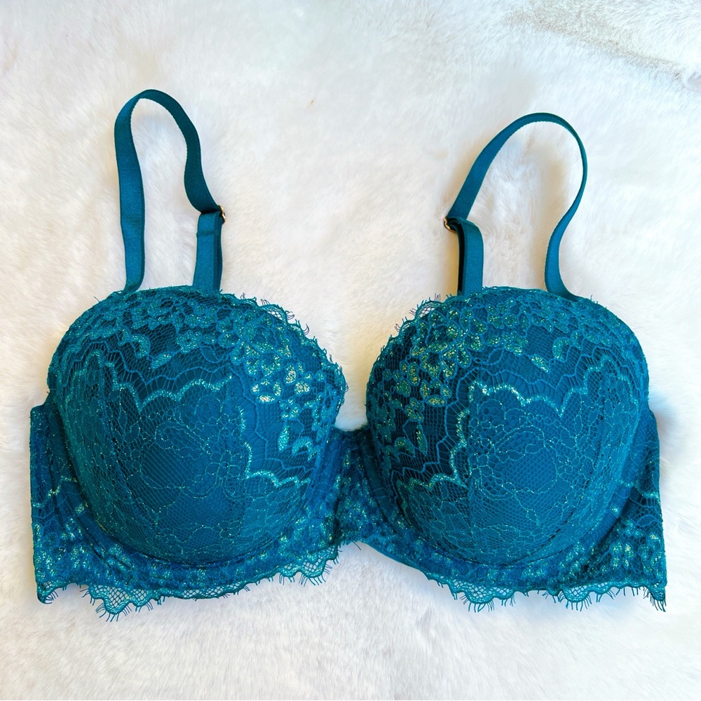 Victoria’s Secret 34C Very Sexy Lined teal blue bra lace over